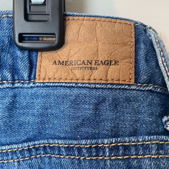American Eagle Tom Girl Shortie Jean Shorts Size 4 - Picture 4 of 6